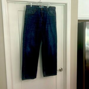 Levi’s leans 34 /32